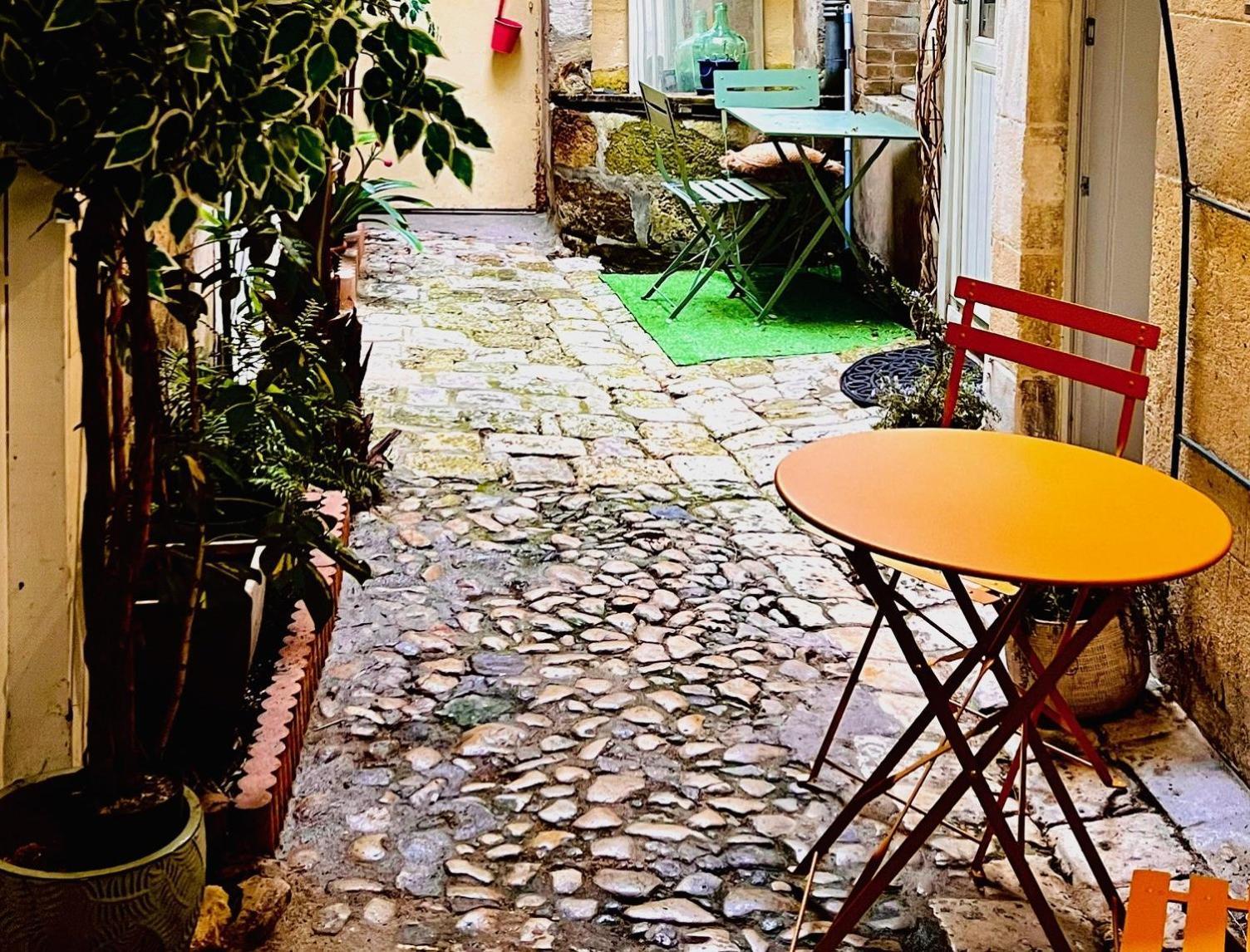 Le Logis Des Templiers Vieux Port Appartement La Rochelle  Buitenkant foto